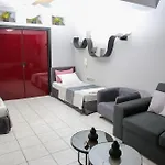 Castle View Luxury With Free Private Parking Apartment *